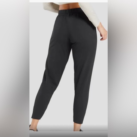 Gymshark pause joggers - Picture 2 of 5